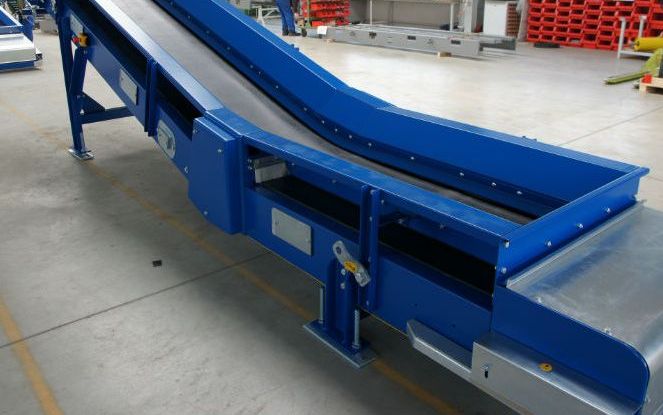 皮帶輸送機(jī).jpg 皮帶輸送機(jī).jpg