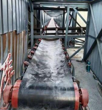 濰坊皮帶輸送機(jī)檢修走廊.jpg 濰坊皮帶輸送機(jī)檢修走廊.jpg